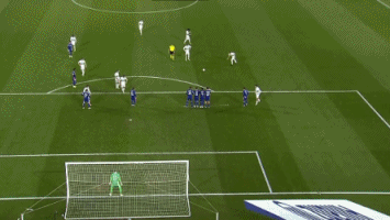 英超首次密集开赛，曼城力争19连胜，热刺迎战4连败“克星”纽卡斯尔